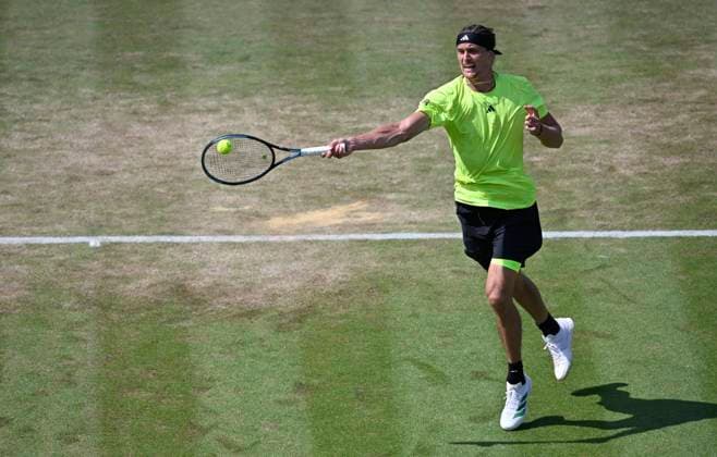 Alexander Zverev (GER) Aktion Tennis Herren BOSS Open ATP, Tennis Herren 250 Stuttgart 2025 Weissenhof BOSS Open ATP 250 Stuttgart 2025