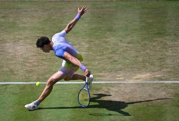 Ben Shelton (USA) Aktion Tennis Herren BOSS Open ATP, Tennis Herren 250 Stuttgart 2025 Weissenhof BOSS Open ATP 250 Stuttgart 2025