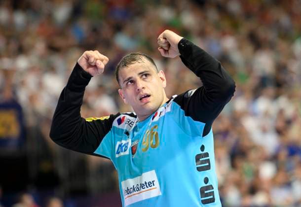 Schlussjubel B, Torwart Dejan MILOSAVLJEV (B) Handball Champions League Final Four 2025, Halbfinale, Fuechse Berlin (B) - HBC Nantes (NAN), am 14.06.2025 in Koeln Deutschland. Â