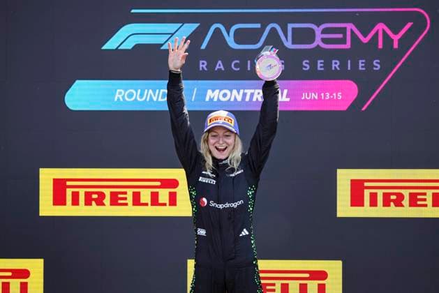 AUTO - F1 ACADEMY 2025 - MONTREAL PIN Doriane (fra), Prema Racing, Supporter by Mercedes, Tatuus F4-T421, portrait podium during the 4th round of the 2025 F1 Academy Championship from June 14 to 16, 2025 on the Circuit Gilles Villeneuve, in MontrÃ al, Canada - MontrÃ alCanada  Copyright: xXavixBonillax