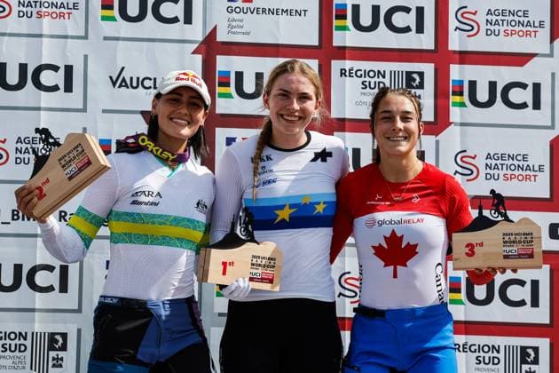 COUPE DU MONDE DE BMX 2025 MANCHE 1 PHOTOPQR LE DAUPHINE Christophe AGOSTINIS ; Sarrians ; 14 06 2025 ; Sarrians le 14 juin 2025. Coupe du Monde de BMX 2025. Manche 1. Finales et podiums. Elite femme. Zoé Claessen, vainqueur devant Saya Sakakibara et Molly Simpson. Photo Christophe Agostinis Le Dauphiné Libéré BMX WORLD CUP EVENT IN SARRIANS FRANCE JUNE 14TH 2025 Sarrians Vaucluse Provence-Alpes-Côte d Azur France  Copyright: xPHOTOPQR LExDAUPHINE MAXPPPxChristophexAGOSTINISx 20250614JDL0812 20250614JDL0812