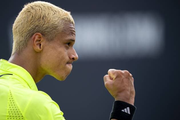 DEN BOSCH - Gabriel Diallo (CAN) in his match against Ugo Humbert (FRA) during the semifinals of the Libema Open. The tennis tournament takes place at the Autotron in Rosmalen. ANP SANDER KONING xVIxANPxSportx xxANPxIVx 529893708 originalFilename: 529893708.jpg