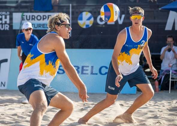 MALMÖ 2025-06-15 David Ahman och Jonatan Hellvig i lördagens kvartsfinal mot det österrikiska paret i Petutschnig Trummer vid Beach Pro Tour pa Ribban i Malmö. Ahman Hellvig vann 2-0 i set. MALMÖ SVERIGE x50090x