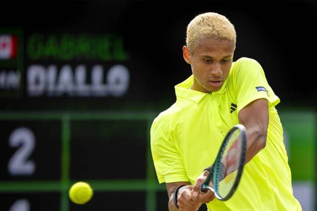 DEN BOSCH - Gabriel Diallo (CAN) in his match against Ugo Humbert (FRA) during the semifinals of the Libema Open. The tennis tournament takes place at the Autotron in Rosmalen. ANP SANDER KONING xVIxANPxSportx xxANPxIVx 529896655 originalFilename: 529896655.jpg