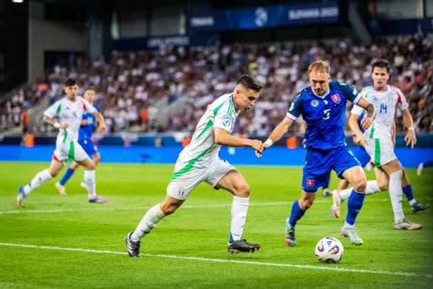 SLOVAKIA U21, U 21 - ITALY U21 Dominik Javorcek of Slovakia and Mattia Zanotti of Italy during the UEFA European Under-21 Championship 2025 Group A football match between Slovakia U21 and Italy U21. Stadium City Arena, Trnava, Slovakia, June 14, 2025. Photo by Branislav Racko Copyright: xx _BRR1258