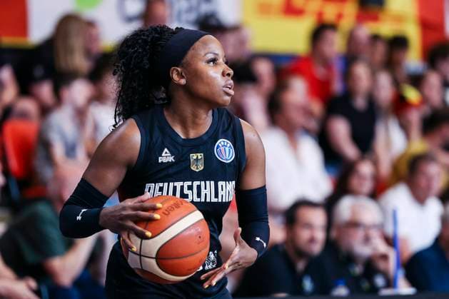 Basketball Damen Testspiel: Belgien-Deutschland; 14.06.2025 Alexis Peterson (Deutschland, 1) am Ball Basketball Damen Testspiel: Belgien-Deutschland; Oostende, Coretec Dôme am 14.06.2025 Copyright: xBEAUTIFULxSPORTS Freisenx