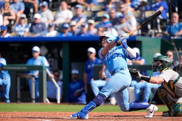 June 14, 2025: Kansas City Royals catcher Freddy Fermin (34) watches a hit to deep center field against the Athletics at Kauffman Stadium Kansas City, Missouri. CSM. Kansas City United States - ZUMAc04_ 20250614_zma_c04_027 Copyright: xJonxRobichaudx