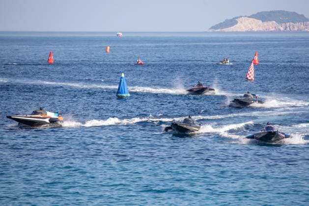 Sport Themen der Woche KW24 Sport Bilder des Tages PXL_watercar Aoki Racing Team won Dubrovnik and returned to the leading position after the third of seven races of the water car season, in Dubrovnik, Croatia, on Jun 14. 2025.  GrgoxJelavic PIXSELL