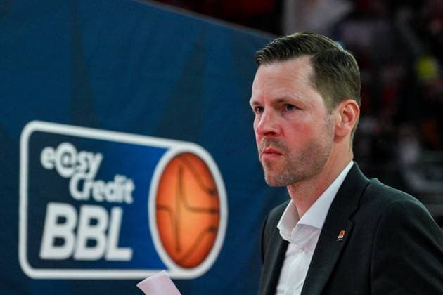 GER, BBL, Playoffs, ratiopharm Ulm vs FIT One Würzburg Baskets 12.06.2025, ratiopharm arena, Neu-Ulm, GER, BBL, Playoffs, ratiopharm Ulm vs FIT One Würzburg Baskets, im Bild Thorsten Leibenath (Ulm), im Hintergrund das Logo der BBL *** GER, BBL, Playoffs, ratiopharm Ulm vs FIT One Würzburg Baskets 12 06 2025, ratiopharm arena, Neu Ulm, GER, BBL, Playoffs, ratiopharm Ulm vs FIT One Würzburg Baskets, in the picture Thorsten Leibenath Ulm , in the background the logo of the BBL nordphotoxGmbHx xHafner nph00200