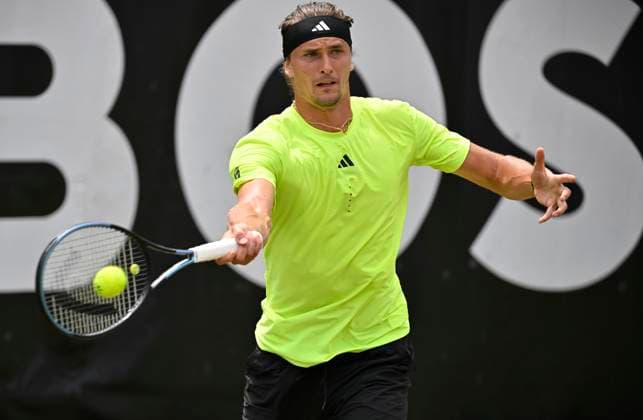 Alexander Zverev (GER) Aktion Tennis Herren BOSS Open ATP, Tennis Herren 250 Stuttgart 2025 Weissenhof BOSS Open ATP 250 Stuttgart 2025