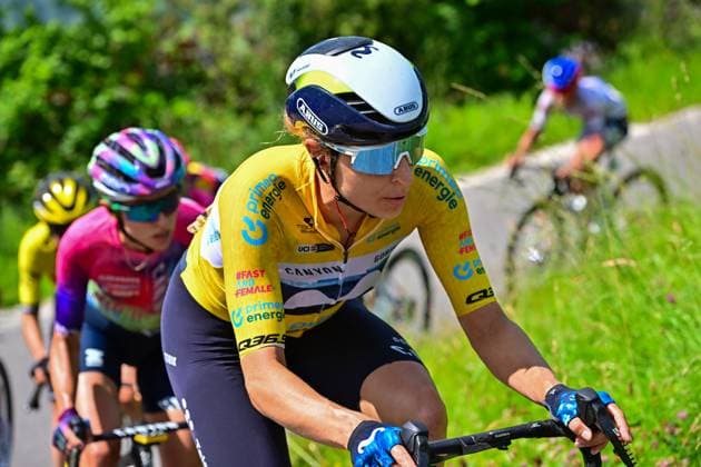 Marlen Reusser gewinnt Tour de Suisse Women 2025 Marlen Reusser (SUI Schweiz, Switzerland) Moviestar Team gewinnt 4. Etappe der 5. Tour de Suisse Women 2025. UCI Women™s WorldTour 2025 am 15. Juni 2025 von Küssnacht nach Küssnacht 129,4 Kilometer. Gesamtsieg
