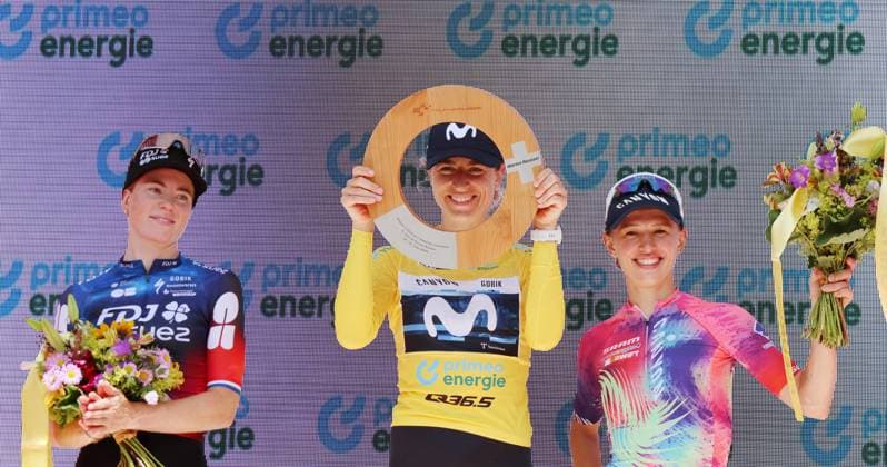 15.06.2025 Schweiz, Tour de Suisse Women 4.Eutappe Kuessnacht SZ. - Kuessnacht SZ,Bild : Bild : Demi Vollering (NED)Team FDJ-Suez,Gesamtsiegerin Marlen Reusser (SUI) Team Movistar ,Katarz. Niewiadoma POL. Aktion..