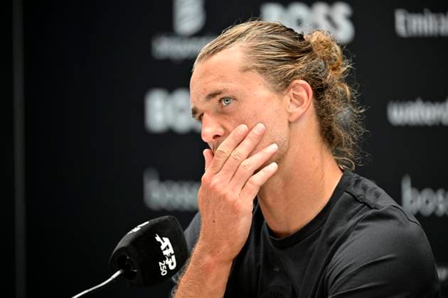 PK Pressekonferenz Alexander Zverev (GER) Portrait nachdenklich Gestik Geste Tennis Herren BOSS Open ATP, Tennis Herren 250 Stuttgart 2025 Weissenhof BOSS Open ATP 250 Stuttgart 2025