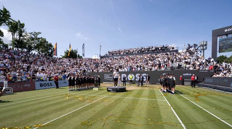 15.06.25 Tennis BOSS Open Stuttgart Weissenhof 2025 Deutschland, Stuttgart, 15.06.2025, Tennis, BOSS Open Stuttgart Weissenhof 2025: Siegerehrung Taylor Fritz.