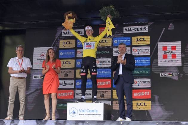 Tadej POGACAR, UAE Team Emirates - XRG, yellow jersey, winner of general ranking, during the award ceremony, during the Criterium du Dauphine 2025, Cycling event, Stage 8, Val-d Arc > Val-Cenis - Plateau du Mont-Cenis (133,3 Km) on 15 June 2025 in Val-Cenis, France during Criterium du Dauphine 2025 - Stage 8, Street Cycling race in France, France, June 15 2025 Copyright: xStefanoxCavasino IPAxSportx xipa-agency.netx xx IPA_59102689 IPA_Agency_IPA59102689