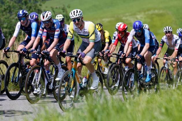 TDS 1.Etappe Luke Durbridge AUS Team Jayco Alula 15.06.2025 Kuessnacht, SCHWEIZ, Tour de Suisse 1.Etappe Kuessnacht - Kuessnacht Luke Durbridge AUS Team Jayco Alula im Aufstieg zum Michaelskreuz