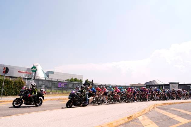The pack rides during the stage 2 of the Giro Next Gen 2025, Rho Fiera Milano (Mi) - CantÃ¹ (Co), 146 km, Italy - Monday, June 16, 2025. - cycling.  Copyright: xFabioxFerrarix LaPressex