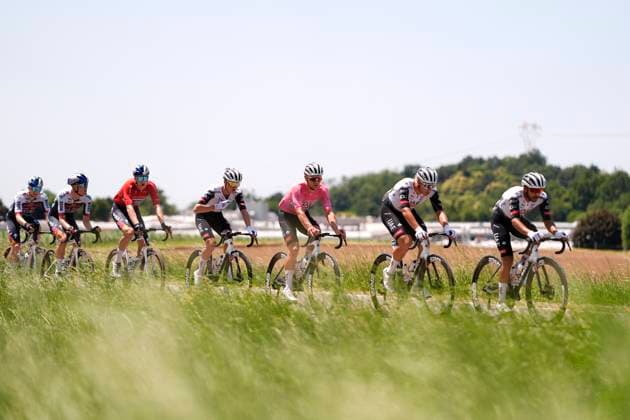The pack rides during the stage 2 of the Giro Next Gen 2025, Rho Fiera Milano (Mi) - CantÃ¹ (Co), 146 km, Italy - Monday, June 16, 2025. - cycling.  Copyright: xFabioxFerrarix LaPressex