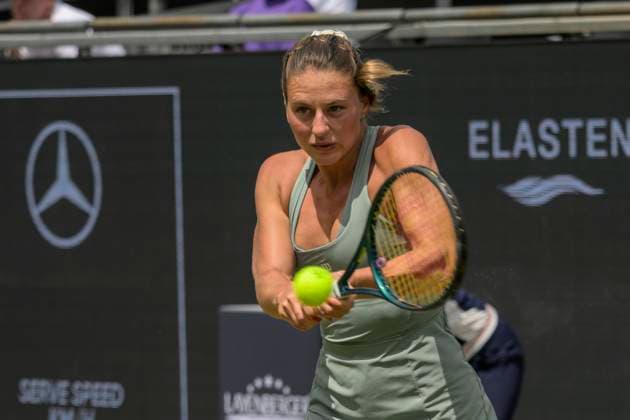 im Bild v.l.: Marta Kostyuk (UKR), Marta Kostyuk (UKR) vs Emma Navarro (USA), GER, Berlin, Berlin Tennis Open by HYLO, WTA500, Steffi Graf Stadion, LTTC Rot-Weiss, 16.06.2025, Copyright: HMBxMedia UwexKoch