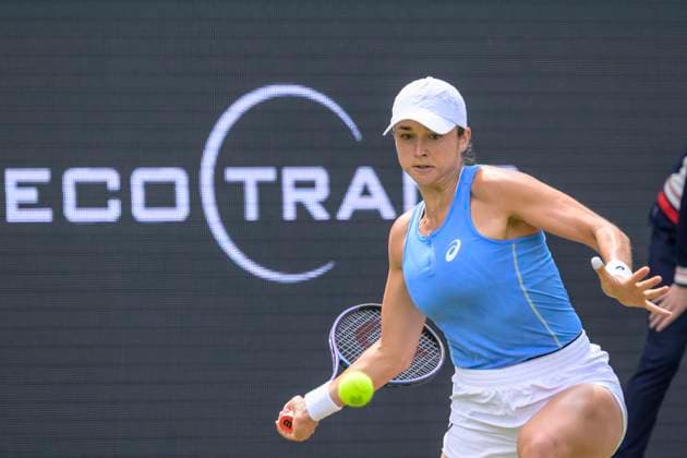 im Bild v.l.: Caroline Dolehide (USA)), Caroline Dolehide (USA) vs Ons Jabeur (TUN), GER, Berlin, Berlin Tennis Open by HYLO, WTA500, Steffi Graf Stadion, LTTC Rot-Weiss, 16.06.2025, Copyright: HMBxMedia UwexKoch