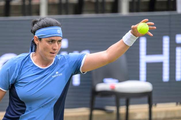 im Bild v.l.: Ons Jabeur (TUN), Caroline Dolehide (USA) vs Ons Jabeur (TUN), GER, Berlin, Berlin Tennis Open by HYLO, WTA500, Steffi Graf Stadion, LTTC Rot-Weiss, 16.06.2025, Copyright: HMBxMedia UwexKoch