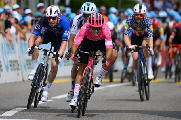 Tour de Suisse 2025 Stage 2 SCHWARZSEE LAC NOIR, SWITZERLAND - JUNE 16 : Albanese Vincenzo (ITA) of EF Education - Easypost celebrates after winning during stage 2 of the 88th edition of Tour de Suisse an UCI World Tour 2.UWT cycling road race stage for Men Elite of 177 km with start in Aarau and finish in Schwarzsee Lac Noir on June 16, 2025 in Schwarzsee Lac Noir, Switzerland, 16 06 2025 ( Motordriver Kenny Verfaillie - Schwarzsee Lac Noir Switzerland  Copyright: xVincentxKalutx