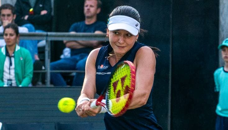 16.06.2025, WTA, Tennis Damen 500, Tennis, Damen, Berlin Tennis Open by Hylo 2025, Berlin, 1. Runde, Eva Lys (Deutschland) - Paula Badosa (Spanien) Eva Lys (Deutschland) Berlin Steffi-Graf-Stadion Berlin Deutschland