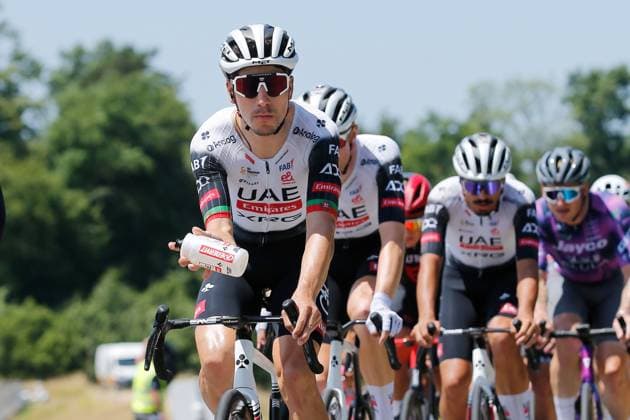 TDS 3.Etappe Almeida Goncalves POR Team UAE Emirates 16.06.2025 Endingen, SCHWEIZ, Tour de Suisse 3.Etappe Aarau - Heiden Almeida Goncalves POR Team UAE Emirates mit Bidon