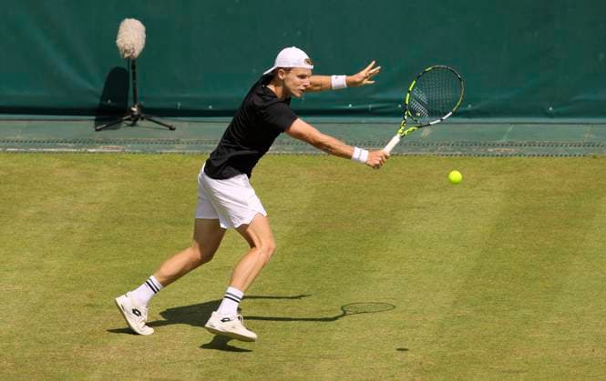 photo : Jesper de JONG (NED) Tennis-Turnier Terra Wortmann Cup im Gerry Weber Sportpark (OWL-Arena) in Halle Westfalen am Di. 17.06.2025