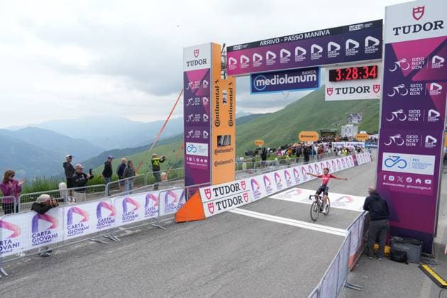 WIDAR Jarno ( LOTTO DEVELOPMENT TEAM) Winner stage during the stage 3 of the Giro Next Gen 2025, Albese con Cassano (Co) -Passo Maniva (Bs), 143 km, Italy - Tuesday, June 17, 2025. - cycling.  Copyright: xGianxMattiaxD Albertox LaPressex