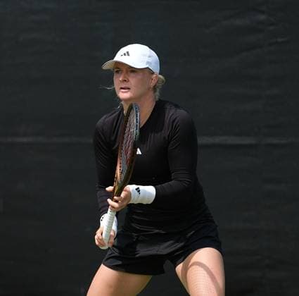 Nottingham Tennis Centre Nottingham, England - June 17th : Francesca Jones during the day 3 match against Harriet Dart in the Lexus Nottingham Tennis Open on June 17th, 2025 in Nottingham, England (Paul Bonser SPP) Copyright: xPaulxBonser SPPx spp-en-PaBo-Lexus Nottingham Open 5650