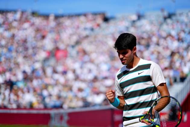 Carlos Alcaraz in first round action Queen s Club Championships, Day 9, Queen s Club, West Kensington, London, UK - 17 Jun 2025  Copyright: xJavierxGarcia Shutterstockx 15360763v