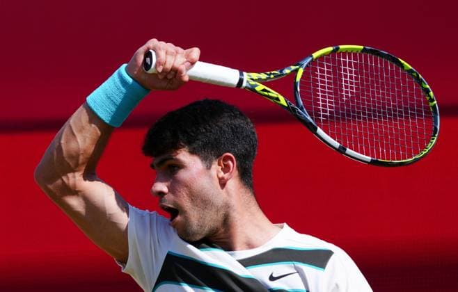Carlos Alcaraz in first round action Queen s Club Championships, Day 9, Queen s Club, West Kensington, London, UK - 17 Jun 2025  Copyright: xJavierxGarcia Shutterstockx 15360763y