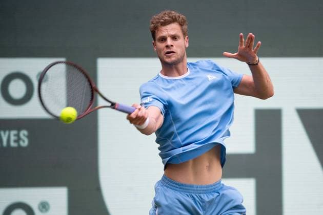 Yannick HANFMANN (GER) Aktion Jannik Sinner (ITA) vs. Yannick Hanfmann (GER) Tennis Terra Wortmann Open 2025 am 17.06.2025 in der OWL Arena Halle Westfalen, Deutschland. Â