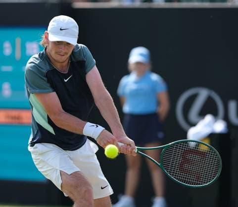 Nottingham Tennis Centre Nottingham, England - Jack Pinnington Jones plays a baseline shot to Emilio Nava during the match in the Lexus Nottingham Tennis Open, day 3, June 17th 2025. (Paul Bonser SPP) Copyright: xPaulxBonser SPPx spp-en-PaBo-Lexus Nottingham Open 6055
