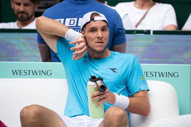 Jan-Lennard STRUFF (GER) Aktion Lorenzo Sonego (ITA) vs. Jan-Lennard Struff (GER ) Tennis Terra Wortmann Open 2025 am 17.06.2025 in der OWL Arena Halle Westfalen, Deutschland. Â
