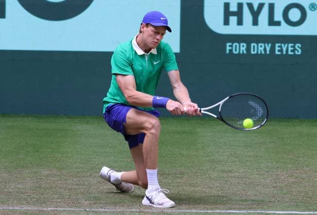 Halle, Germany: Tennis COURT WORTMANN OPEN, Jannik Sinner (ITA), Halle, Germany, June 17, 2025. Photo TERRA WORTMANN OPEN 2025  - ZUMAp169 0822398913st Copyright: xFelicexCalabrox