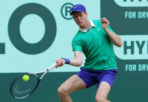 Halle, Germany: Tennis COURT WORTMANN OPEN, Jannik Sinner (ITA), Halle, Germany, June 17, 2025. Photo TERRA WORTMANN OPEN 2025  - ZUMAp169 0822399060st Copyright: xFelicexCalabrox