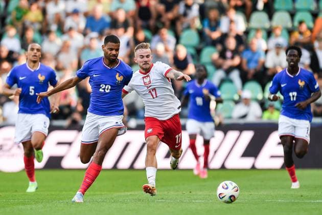 2025.06.17 Zylina Pilka nozna kadra reprezentacja Mistrzostwa Europy U21, U 21 Slowacja 2025 Francja - Polska N z Andy Diouf Mariusz Fornalczyk Foto Mateusz Sobczak PressFocus 2025.06.17 Zilina Football 2025 UEFA European Under 21 Championship France v Poland Andy Diouf Mariusz Fornalczyk Credit: Mateusz Sobczak PressFocus NEWSPIX.PL --- newspix.pl POLAND OUT! 