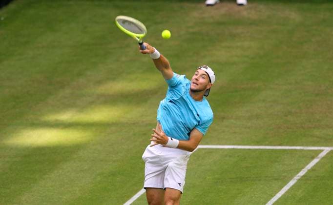 photo : Jan-Lennard STRUFF (GER) Tennis-Turnier Terra Wortmann Cup im Gerry Weber Sportpark (OWL-Arena) in Halle Westfalen am Di. 17.06.2025