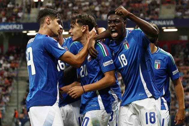 Sport Bilder des Tages Mf Trnava 17 06 2025 - Europeo U21, U 21 Spagna-Italia foto Michele Finessi Image nella foto: esultanza gol Nicolo™ Pisilli 