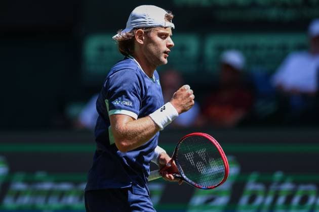 Tennis ATP, Tennis Herren Tour 500 Terra Wortmann Open 2025 am 18.06.2025 in der OWL ARENA in Halle ( Westf. ) Achtelfinale Zizou Bergs ( BEL )