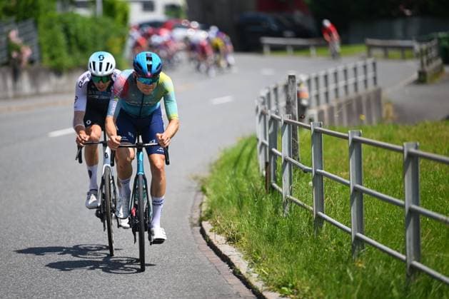 Tour de Suisse 2025 Stage 4 PIURO VALCHIAVENNA, ITALY - JUNE 18 : Christen Fabio (SUI) of Q36.5 Pro Cycling Team and Ballerini Davide (ITA) of XDS Astana Team during stage 4 of the 88th edition of Tour de Suisse an UCI World Tour 2.UWT cycling road race stage for Men Elite of 193.2 km with start in Heiden and finish in Piuro Valchiavenna on June 18, 2025 in Piuro Valchiavenna, Italy, 18 06 2025 ( Motordriver Kenny Verfaillie - Piuro Valchiavenna Italy  Copyright: xVincentxKalutx