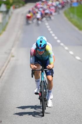 Tour de Suisse 2025 Stage 4 PIURO VALCHIAVENNA, ITALY - JUNE 18 : Christen Fabio (SUI) of Q36.5 Pro Cycling Team and Ballerini Davide (ITA) of XDS Astana Team during stage 4 of the 88th edition of Tour de Suisse an UCI World Tour 2.UWT cycling road race stage for Men Elite of 193.2 km with start in Heiden and finish in Piuro Valchiavenna on June 18, 2025 in Piuro Valchiavenna, Italy, 18 06 2025 ( Motordriver Kenny Verfaillie - Piuro Valchiavenna Italy  Copyright: xVincentxKalutx