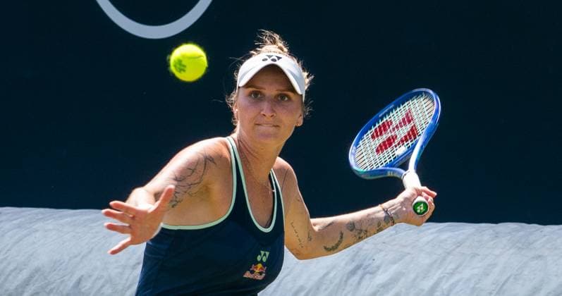 18.06.2025, WTA, Tennis Damen 500, Tennis, Damen, Berlin Tennis Open by Hylo 2025, Berlin, Doppel, 2. Runde, Caroline Dolehide (USA) Sofia Kenin (USA) - Katerina Siniakova (Tschechien) Marketa Vondrousova (Tschechien) Marketa Vondrousova (Tschechien) Berlin Steffi-Graf-Stadion Berlin Deutschland