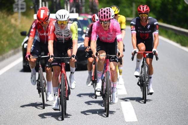 Tour de Suisse 2025 Stage 4 PIURO VALCHIAVENNA, ITALY - JUNE 18 : Zimmermann Georg (GER) of Intermarche - Wanty,Grignard Sébastien (BEL) of Lotto Cycling Team, Simmons Quinn (USA) of Lidl - Trek, Warbasse Larry (USA) of Tudor Pro Cycling Team, Gloag Thomas (GBR) of Team Visma - Lease a Bike, Powless Neilson (USA) of EF Education - EasyPost during stage 4 of the 88th edition of Tour de Suisse an UCI World Tour 2.UWT cycling road race stage for Men Elite of 193.2 km with start in Heiden and finish in Piuro Valchiavenna on June 18, 2025 in Piuro Valchiavenna, Italy, 18 06 2025 ( Motordriver Kenny Verfaillie - Piuro Valchiavenna Italy  Copyright: xVincentxKalutx