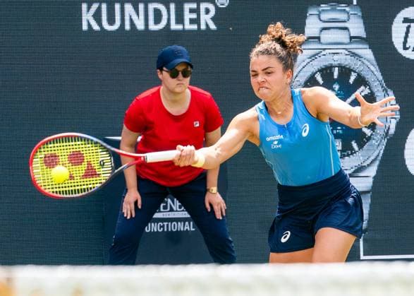 18.06.2025, WTA, Tennis Damen 500, Tennis, Damen, Berlin Tennis Open by Hylo 2025, Berlin, Einzel 2. Runde, Jasmine Paolini (Italien) - Ons Jabeur (Tunesien) Jasmine Paolini (Italien) Berlin Steffi-Graf-Stadion Berlin Deutschland