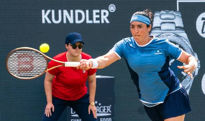 18.06.2025, WTA, Tennis Damen 500, Tennis, Damen, Berlin Tennis Open by Hylo 2025, Berlin, Einzel 2. Runde, Jasmine Paolini (Italien) - Ons Jabeur (Tunesien) Ons Jabeur (Tunesien) Berlin Steffi-Graf-Stadion Berlin Deutschland