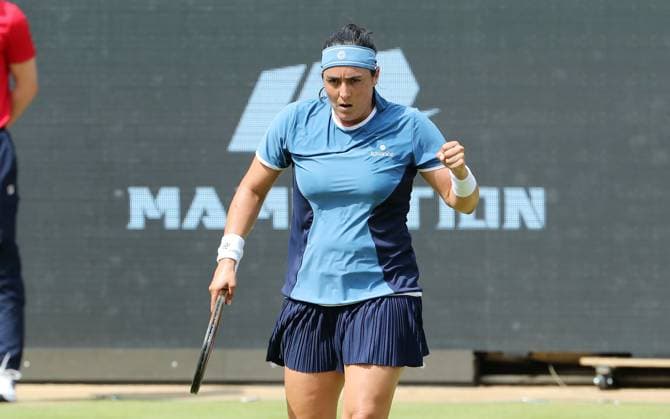 Ons Jabeur (TUN) jubelt im Steffi Graf Stadion HYLO Berlin Tennis Open Damen auf Rasen 18.06.2025
