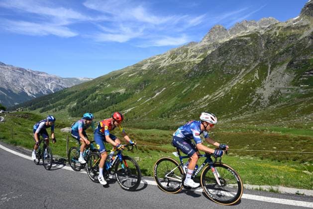 Tour de Suisse 2025 Stage 4 PIURO VALCHIAVENNA, ITALY - JUNE 18 : Van Wilder Ilan (BEL) of Soudal Quick-Step during stage 4 of the 88th edition of Tour de Suisse an UCI World Tour 2.UWT cycling road race stage for Men Elite of 193.2 km with start in Heiden and finish in Piuro Valchiavenna on June 18, 2025 in Piuro Valchiavenna, Italy, 18 06 2025 ( Motordriver Kenny Verfaillie - Piuro Valchiavenna Italy  Copyright: xVincentxKalutx